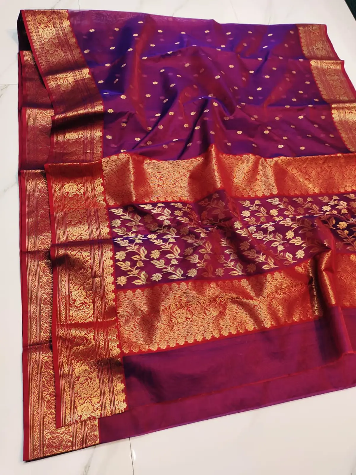 Handwoven Ivory & Gold Zari Ivory Blossom with Gold Zari Butti Kataan Silk - Authentic Chanderi Silk Saree Chanderi Saree - View 4