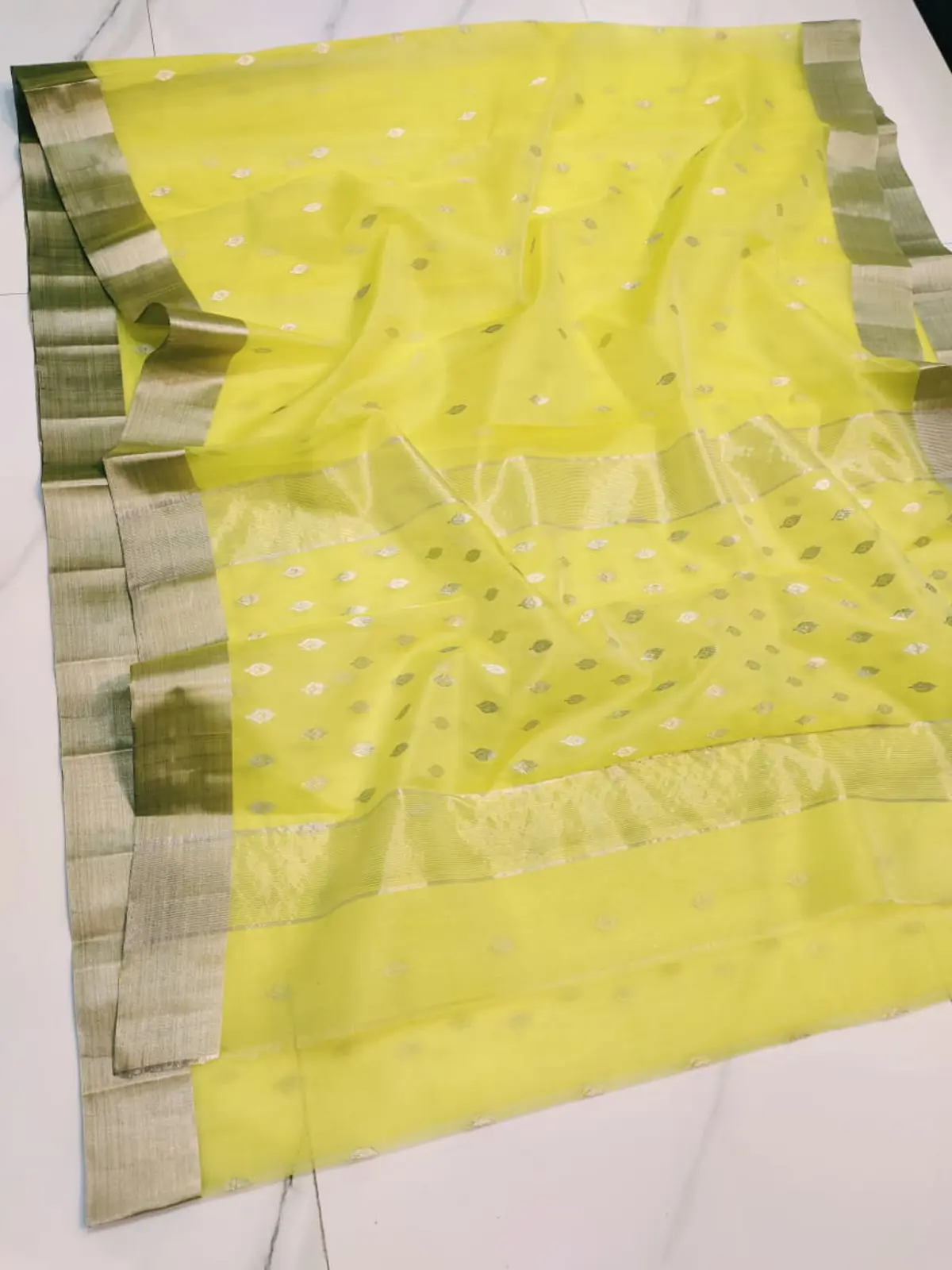Handwoven Luminous Chartreuse & Silver Luminous Chartreuse with Silver Leaf Motifs and Striped Border Kataan Silk - Authentic Chanderi Silk Saree Chanderi Saree - View 3