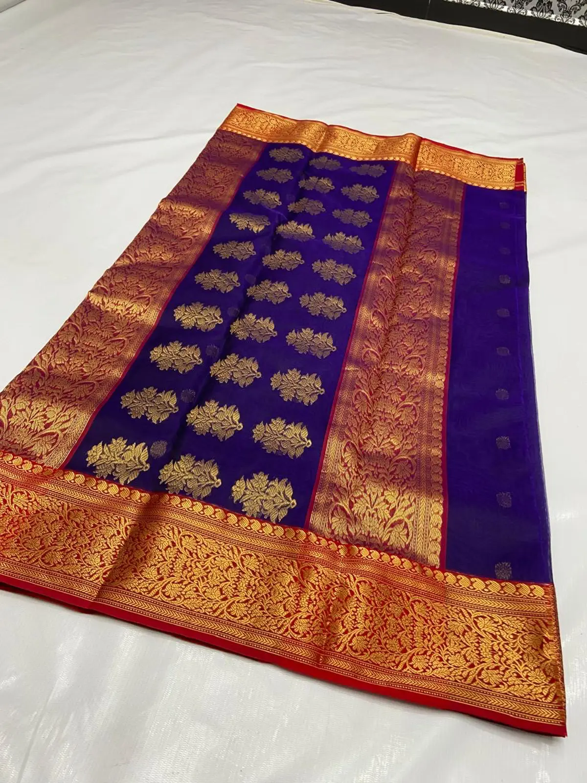 Handwoven Midnight Violet Midnight Violet Kataan Silk Saree - Authentic Chanderi Silk Saree Chanderi Saree - View 2