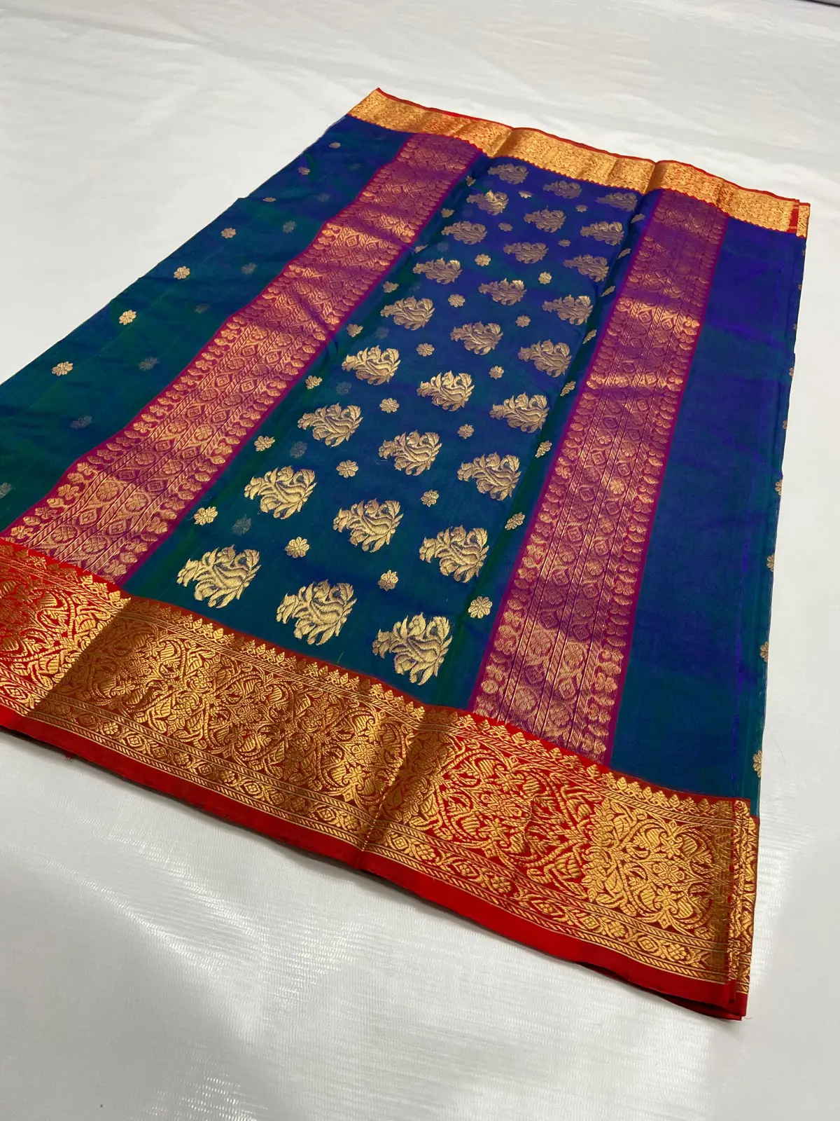 Handwoven Mystic Teal & Verdant Green with Ruby Red Border Mystic Teal and Verdant Green with Glimmering Gold Buttis Kataan Silk - Authentic Chanderi Silk Saree Chanderi Saree - View 3