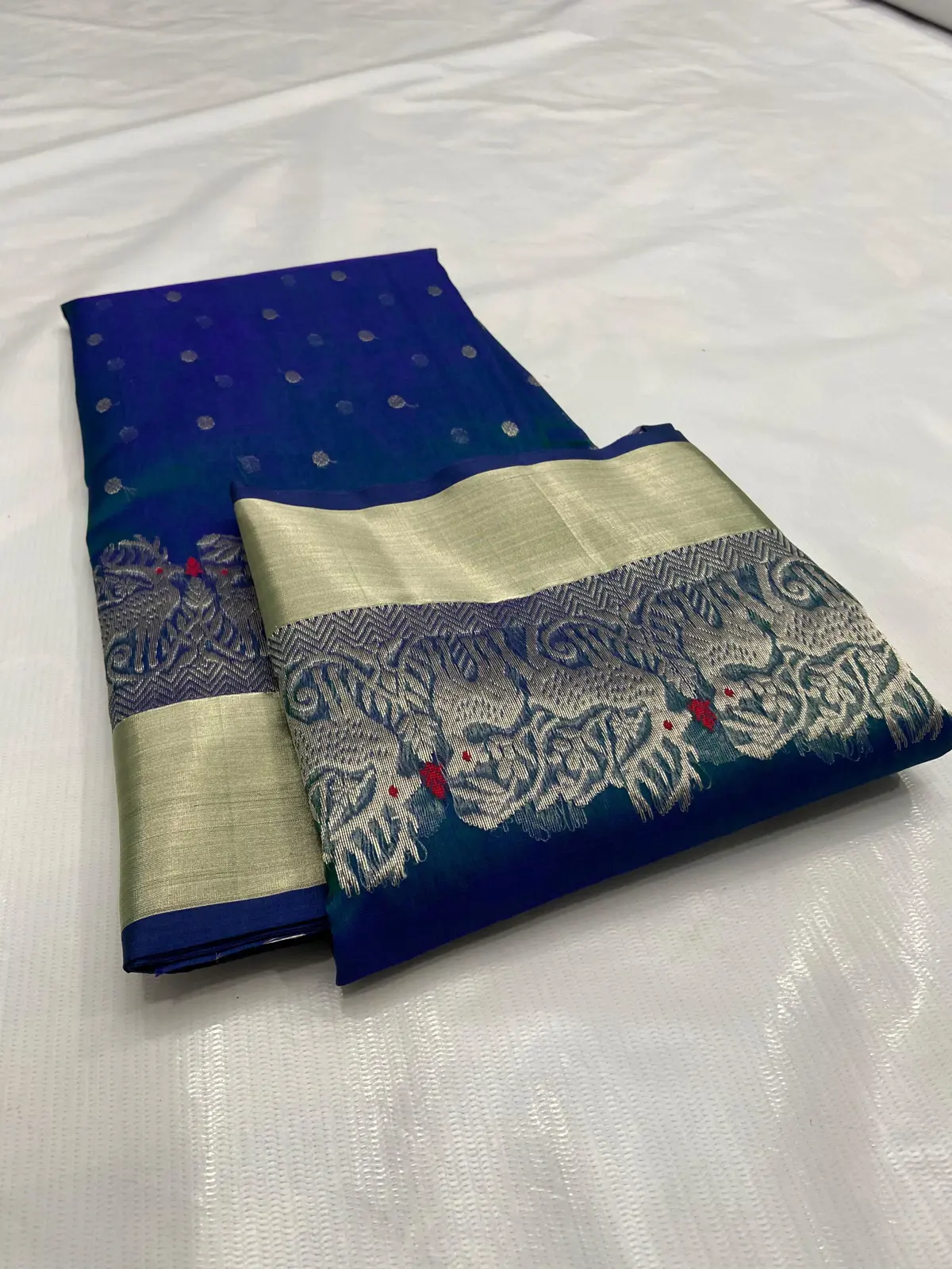 Handwoven Teal Oceanic Teal with Sterling Silver Booti Kataan Silk - Authentic Chanderi Silk Saree Chanderi Saree - View 2
