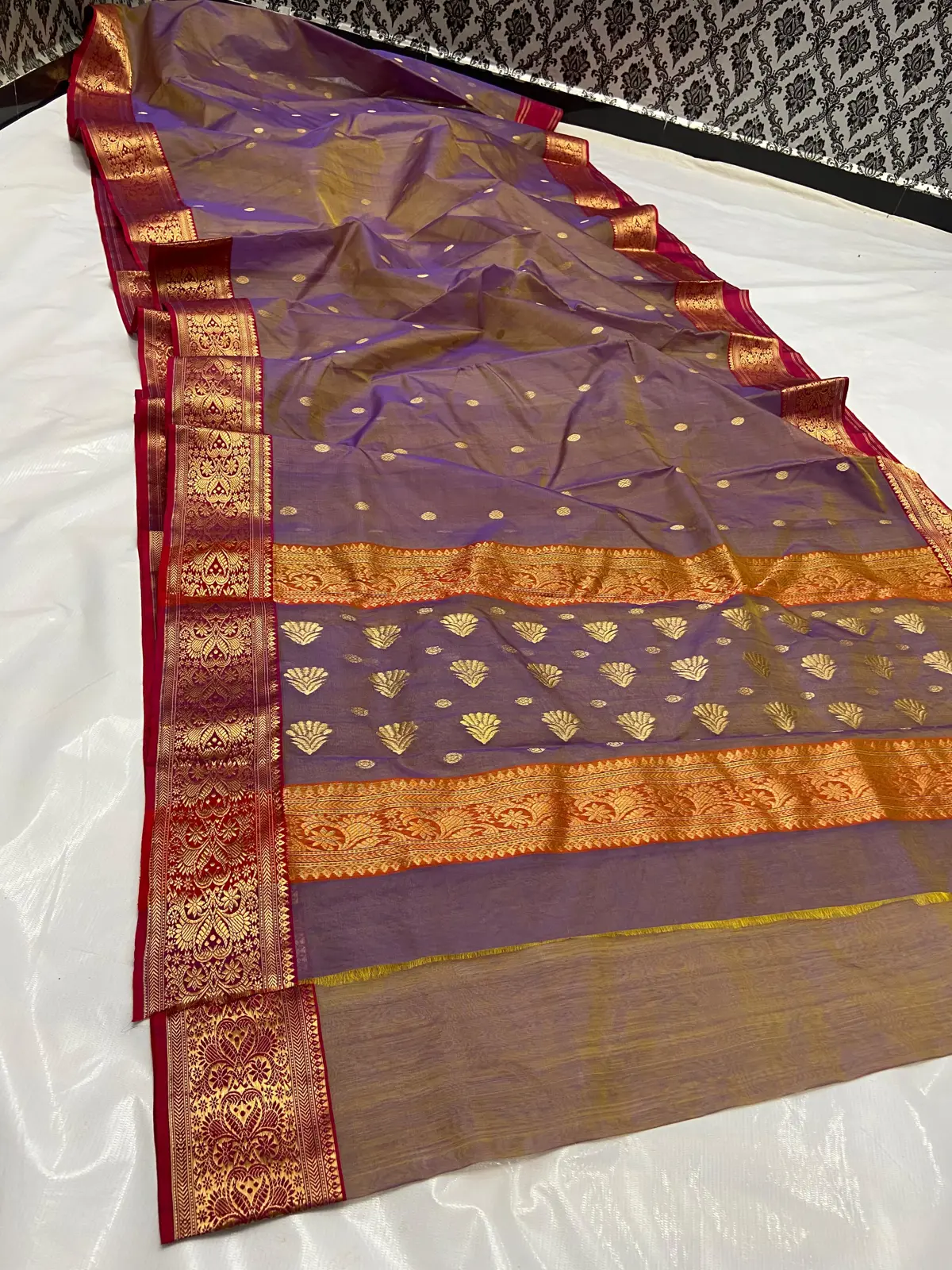 Handwoven Olive & Crimson Olive and Crimson with Intricate Gold Zari Kataan Silk - Authentic Chanderi Silk Saree Chanderi Saree - View 5
