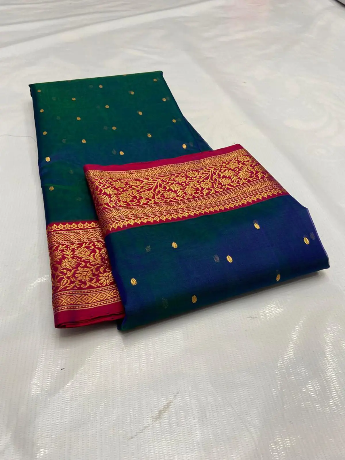 Handwoven Peacock Sapphire & Crimson Garnet with Antique Gold Zari Peacock Sapphire & Crimson Garnet with Antique Gold Zari Kataan Silk Saree - Authentic Chanderi Silk Saree Chanderi Saree - View 2