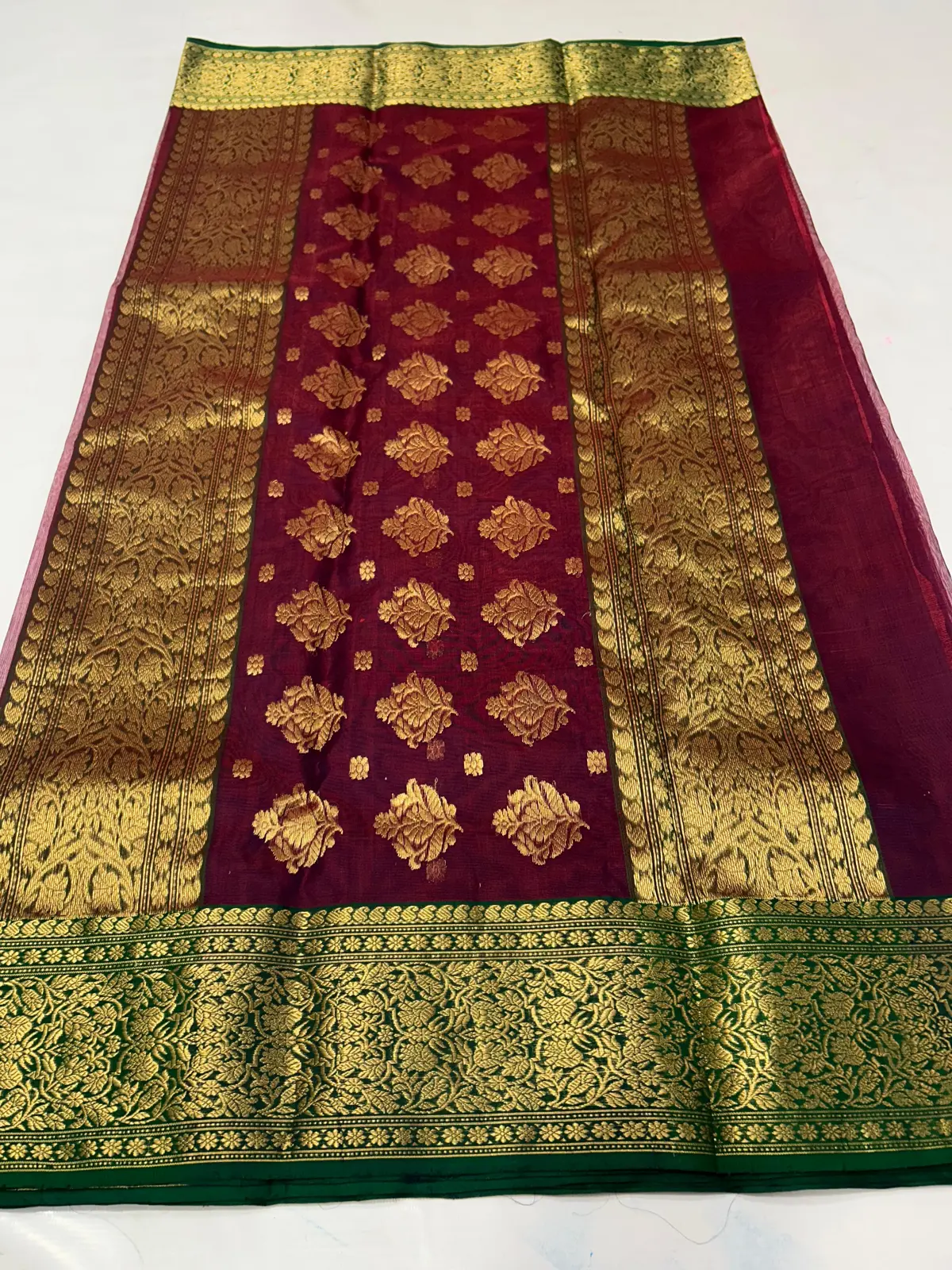 Handwoven Plum Purple with Emerald Green Plum Purple with Emerald Green Kataan Silk Saree - Authentic Chanderi Silk Saree Chanderi Saree - View 2