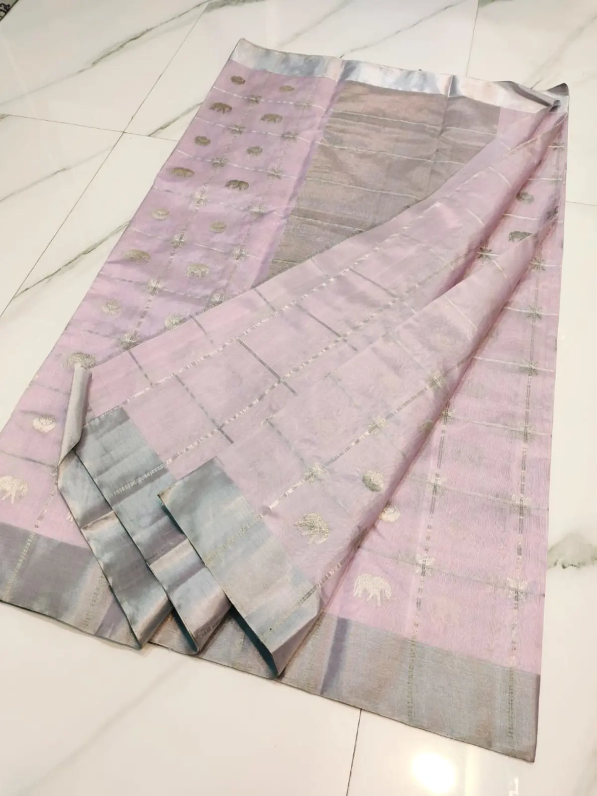 Handwoven Powder Pink & Silver Powder Pink with Elephant Motifs Zari Pattu Silk - Authentic Chanderi Silk Saree Chanderi Saree - View 5
