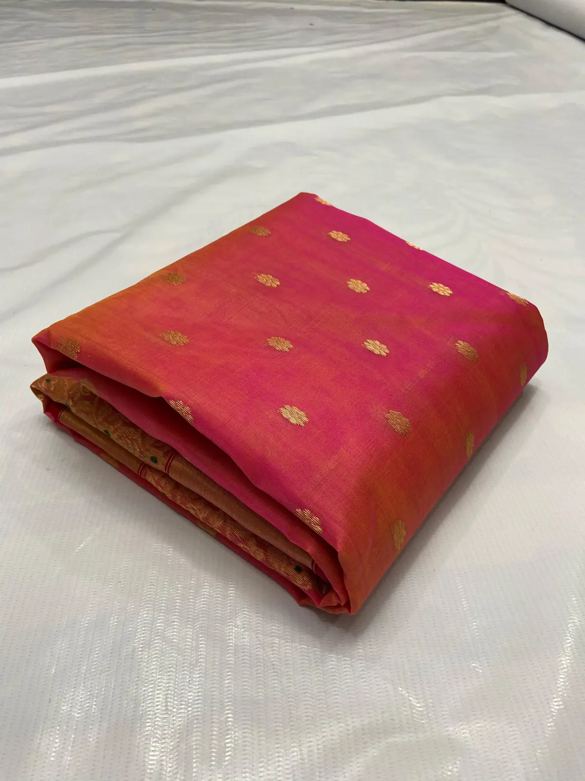 Radiant Fuchsia with Gilded Floral Motifs Kataan Silk - Handloom Chanderi Saree