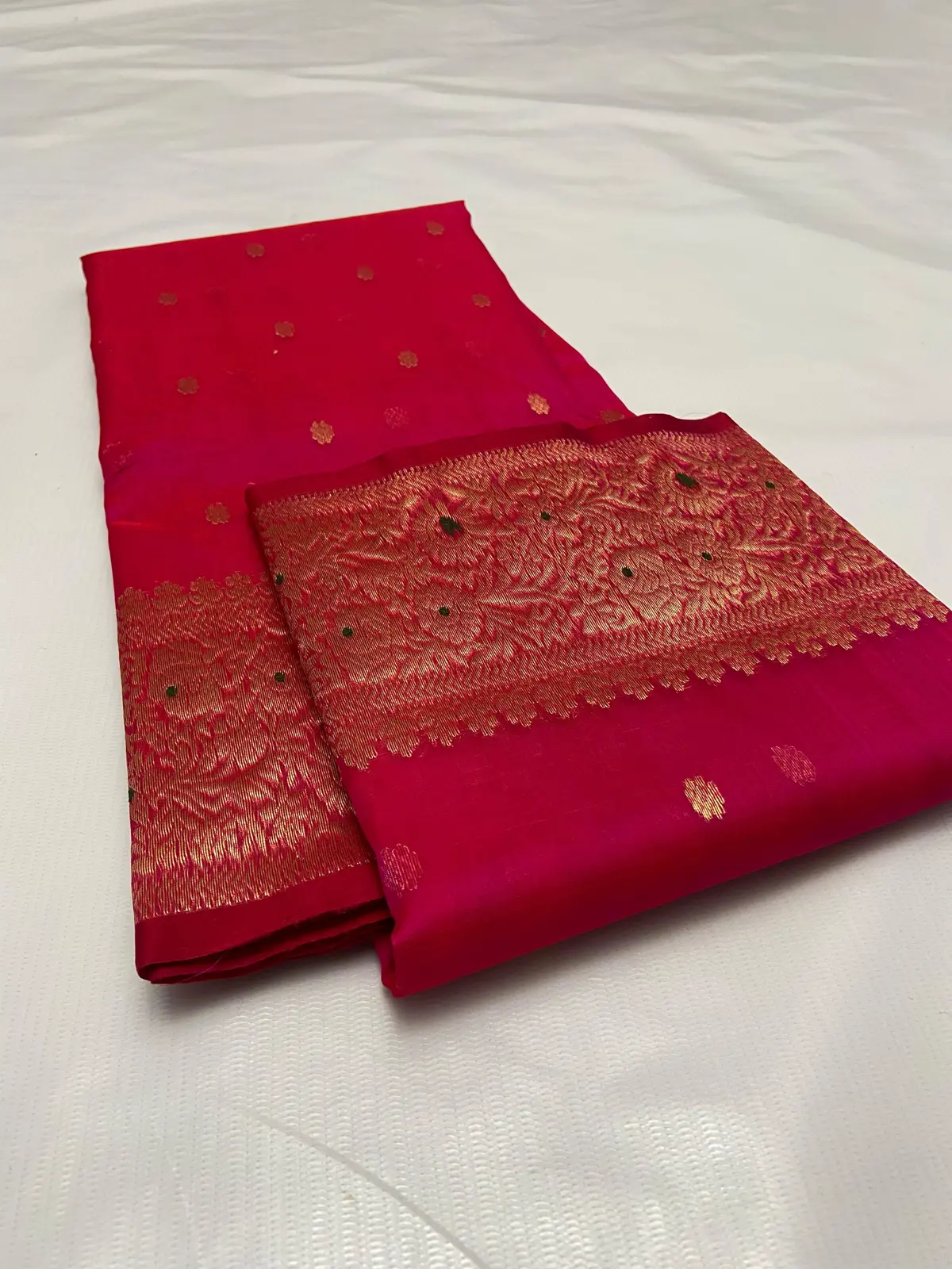 Handwoven Rani Pink Rani Pink with Gold Booti Kataan Silk - Authentic Chanderi Silk Saree Chanderi Saree - View 2