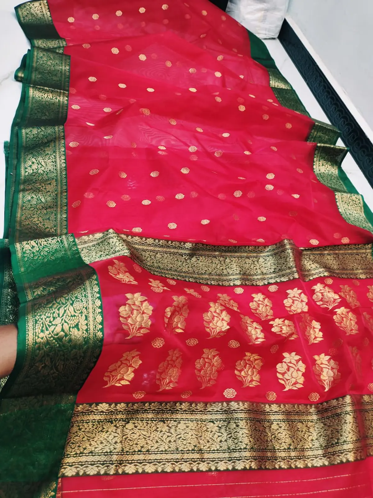 Handwoven Rani Pink Rani Pink with Gold Floral Booti Kataan Silk - Authentic Chanderi Silk Saree Chanderi Saree - View 1