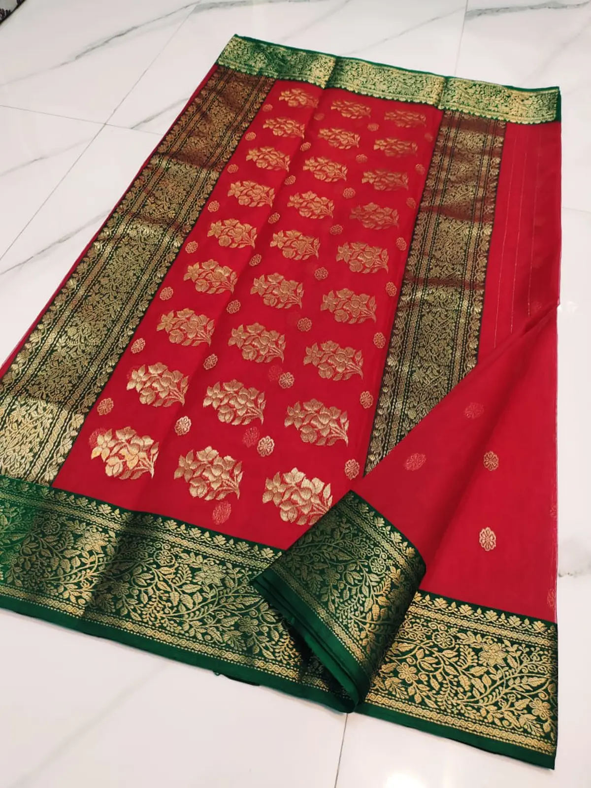 Handwoven Rani Pink Rani Pink with Gold Floral Booti Kataan Silk - Authentic Chanderi Silk Saree Chanderi Saree - View 4