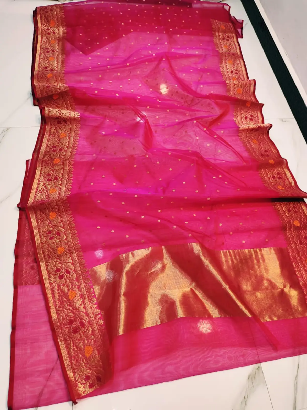 Handwoven Rani Pink & Antique Gold Rani Pink with Opulent Gold Zari Weave Kataan Silk - Authentic Chanderi Silk Saree Chanderi Saree - View 2