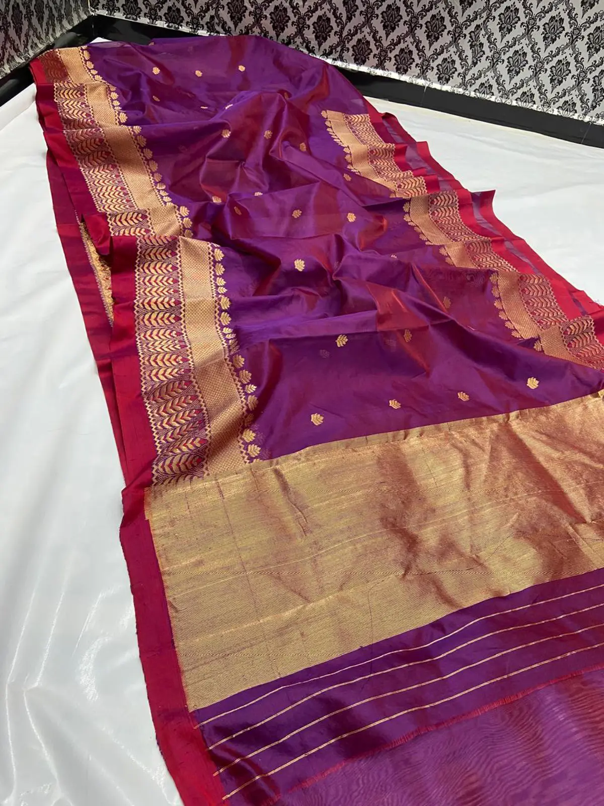 Handwoven Regal Amethyst & Crimson with Antique Gold Regal Amethyst & Crimson with Antique Gold Pattu Silk Saree - Authentic Chanderi Silk Saree Chanderi Saree