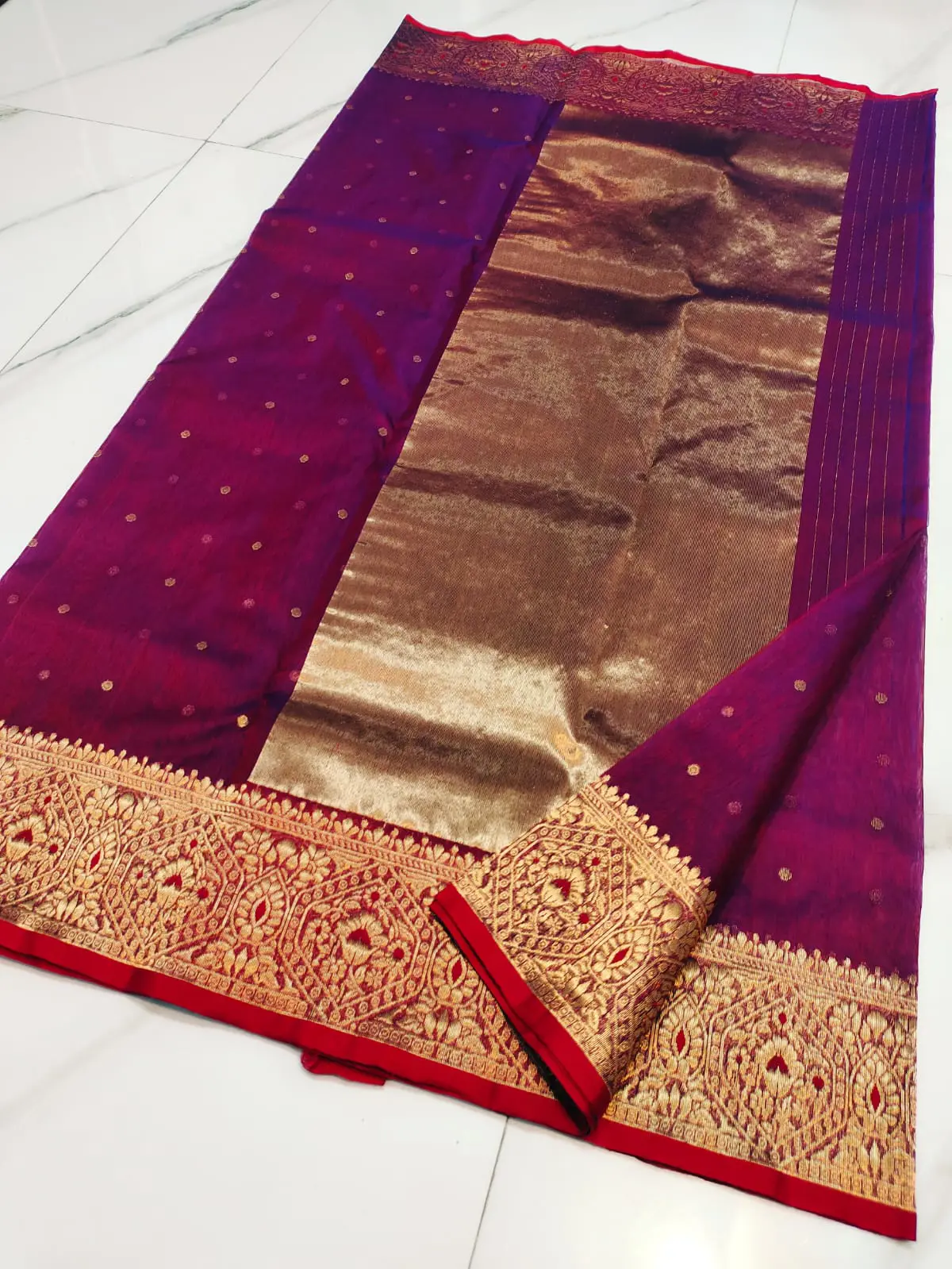 Handwoven Regal Fuchsia & Opulent Gold Regal Fuchsia with Opulent Gold Zari Booti and Brocade Border Kataan Silk - Authentic Chanderi Silk Saree Chanderi Saree - View 4
