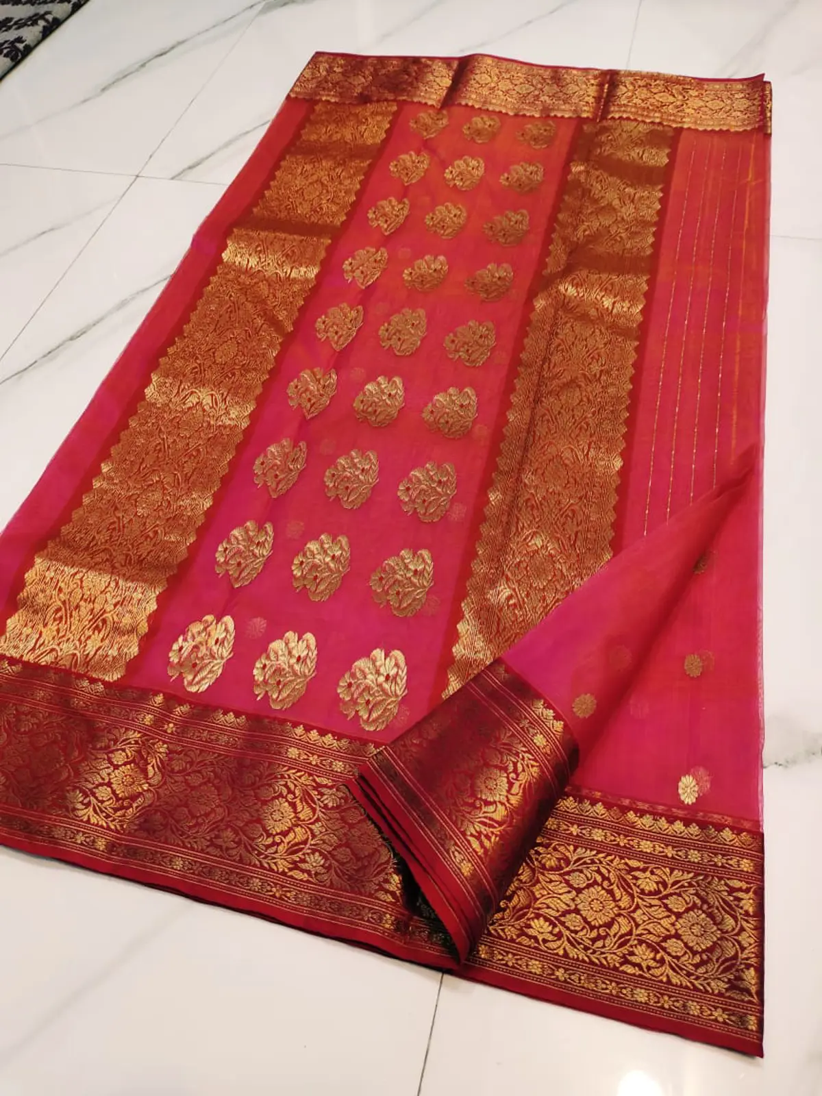 Handwoven Rose Gold Blush & Antique Gold Rose Gold Blush with Intricate Floral Zari Kataan Silk - Authentic Chanderi Silk Saree Chanderi Saree - View 4