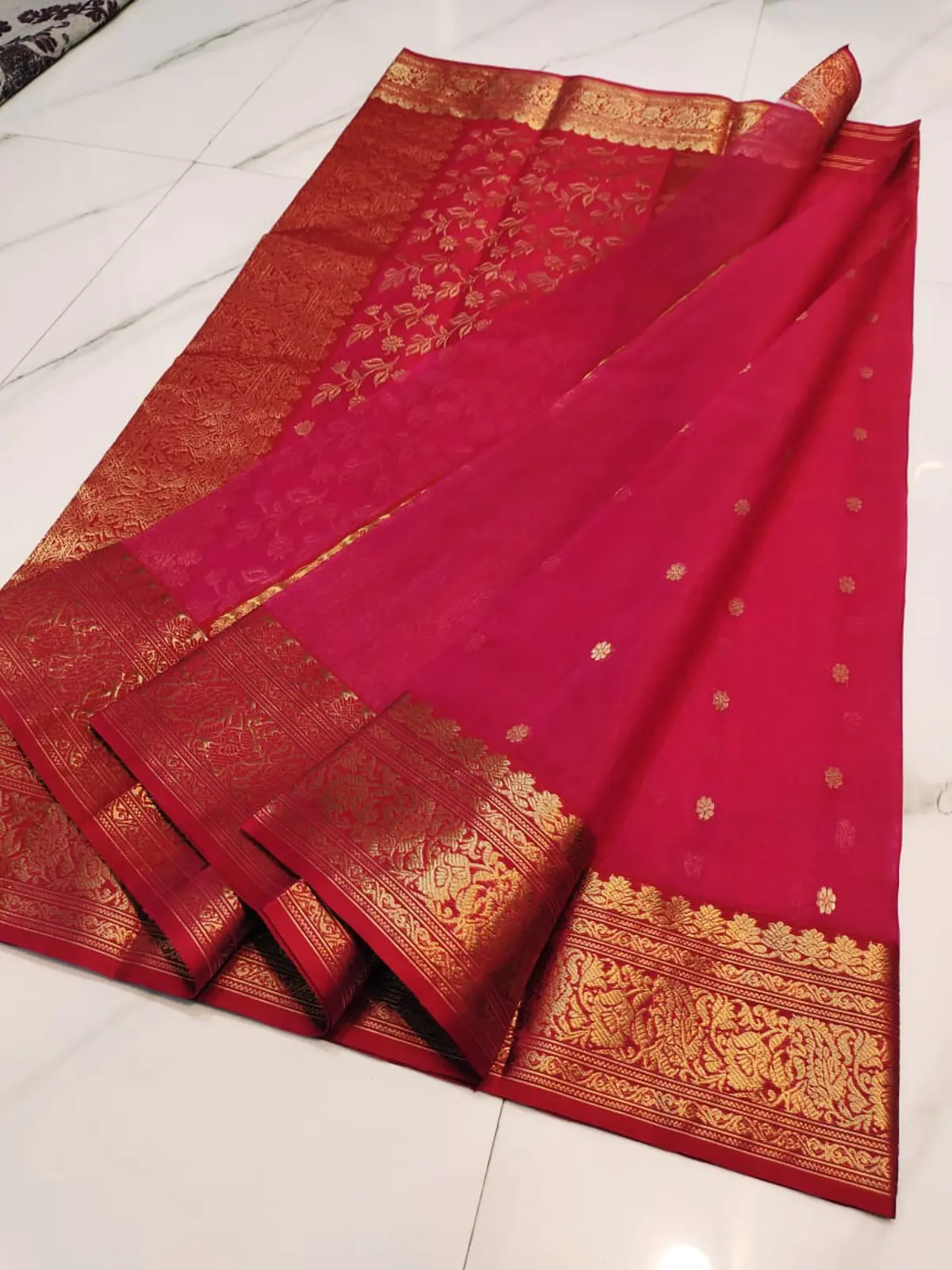 Handwoven Rose Quartz & Antique Gold Rose Quartz with Dual-Tone Zari Bootis and Chevron Border Kataan Silk - Authentic Chanderi Silk Saree Chanderi Saree - View 5