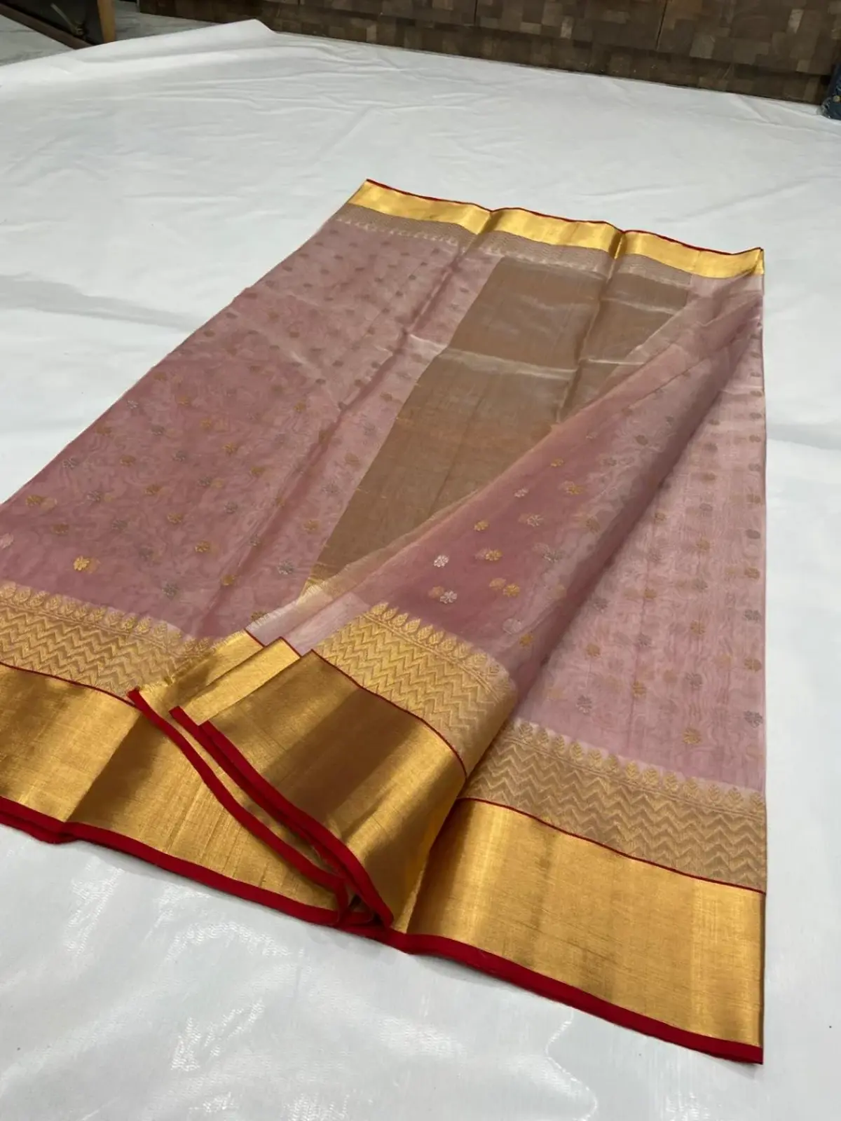 Handwoven Purple Rose Quartz with Gilded Booti and Antique Zari Border Kataan Silk - Authentic Chanderi Silk Saree Chanderi Saree - View 3