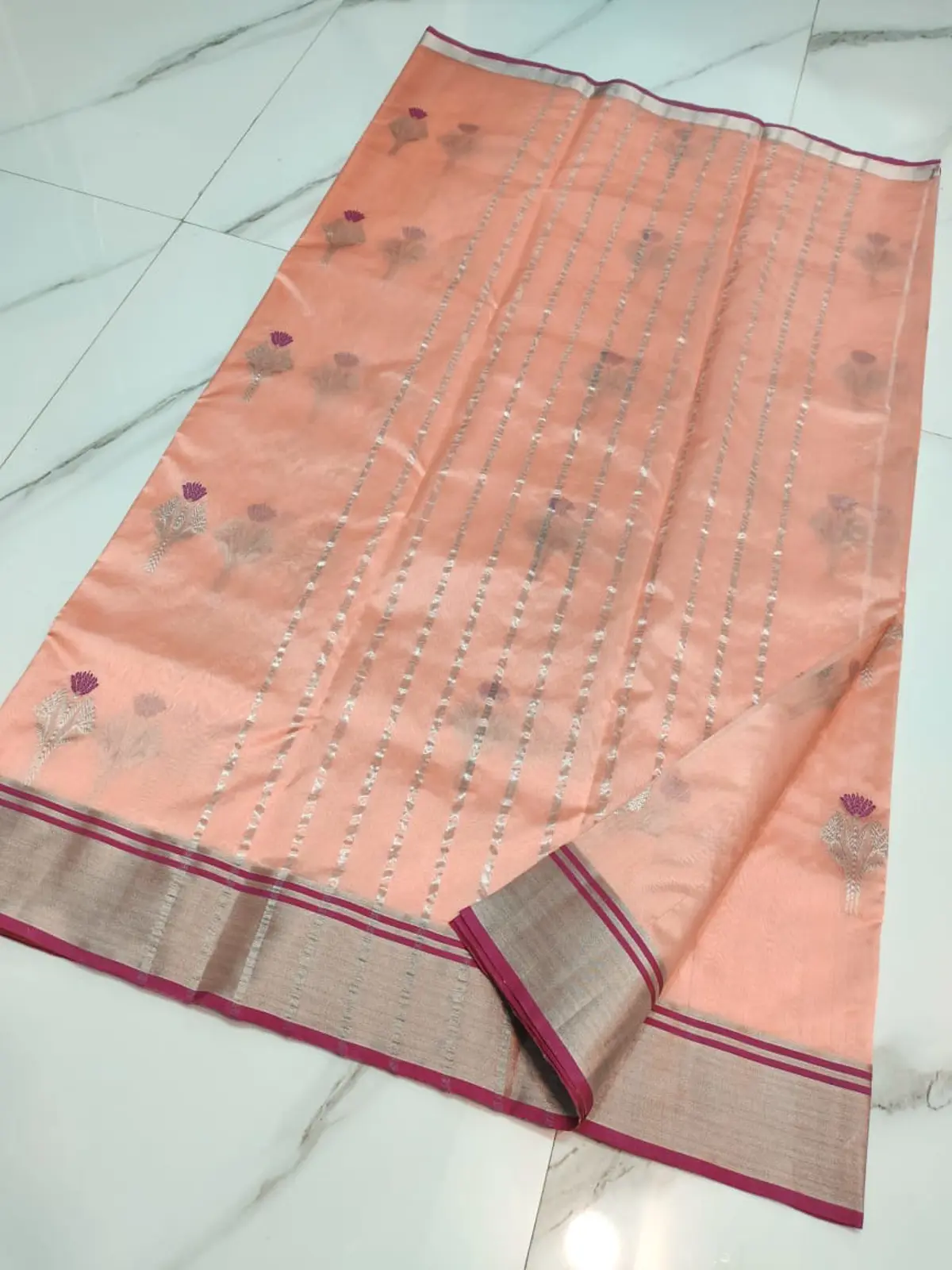 Handwoven Roseate Glow with Fuschia Accents Roseate Glow with Fuschia Accents Pattu Silk Saree - Authentic Chanderi Silk Saree Chanderi Saree - View 2