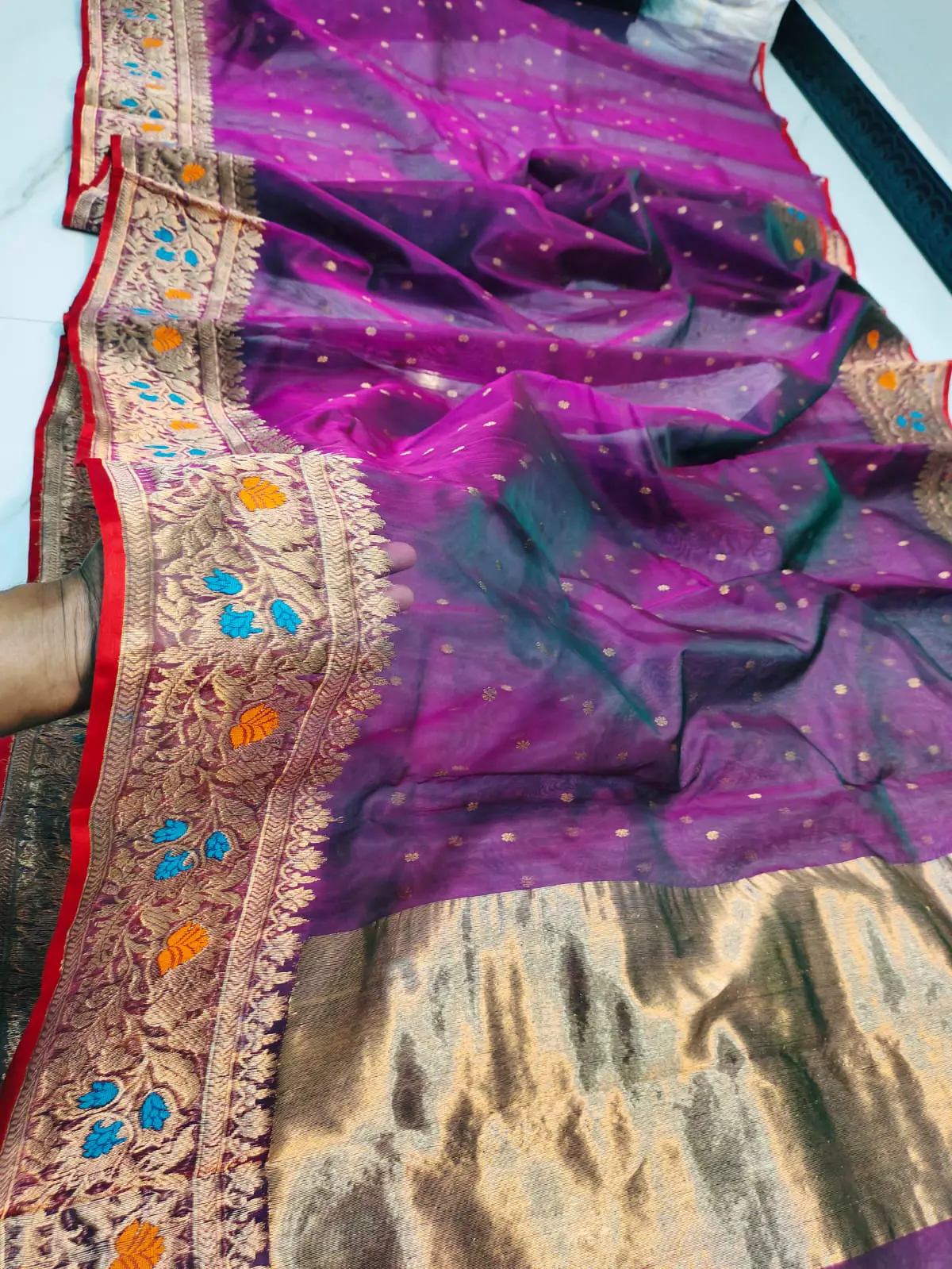 Handwoven Royal Magenta & Antique Gold with Meenakari Accents Royal Magenta with Antique Gold Zari and Floral Meenakari Kataan Silk - Authentic Chanderi Silk Saree Chanderi Saree