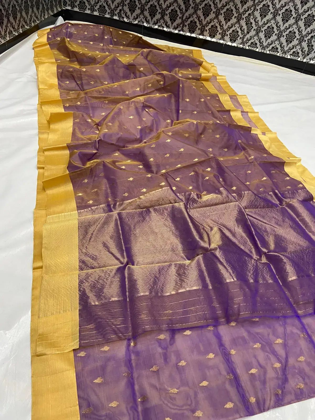 Handwoven Royal Plum & Burnished Gold Royal Plum with Burnished Gold Buti Chanderi Saree - Authentic Chanderi Silk Saree Chanderi Saree