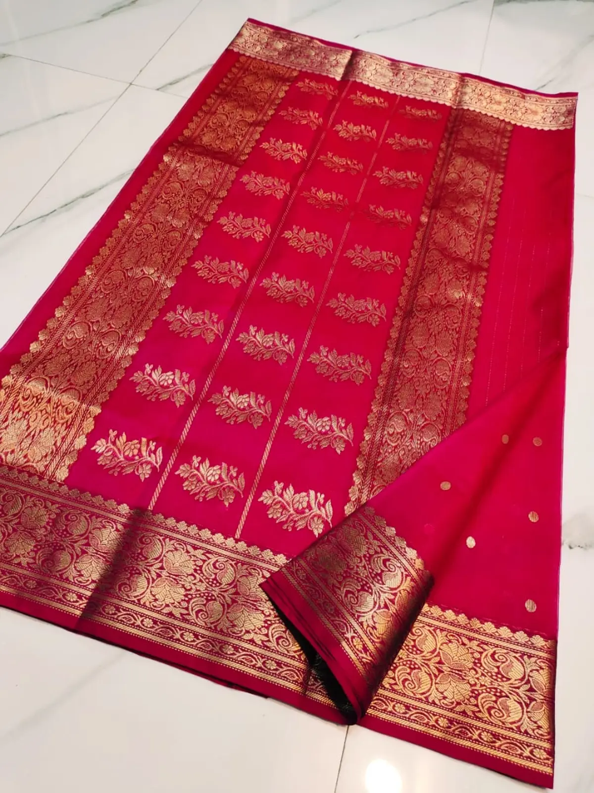 Handwoven Ruby Ruby Kataan Silk Saree - Authentic Chanderi Silk Saree Chanderi Saree - View 2