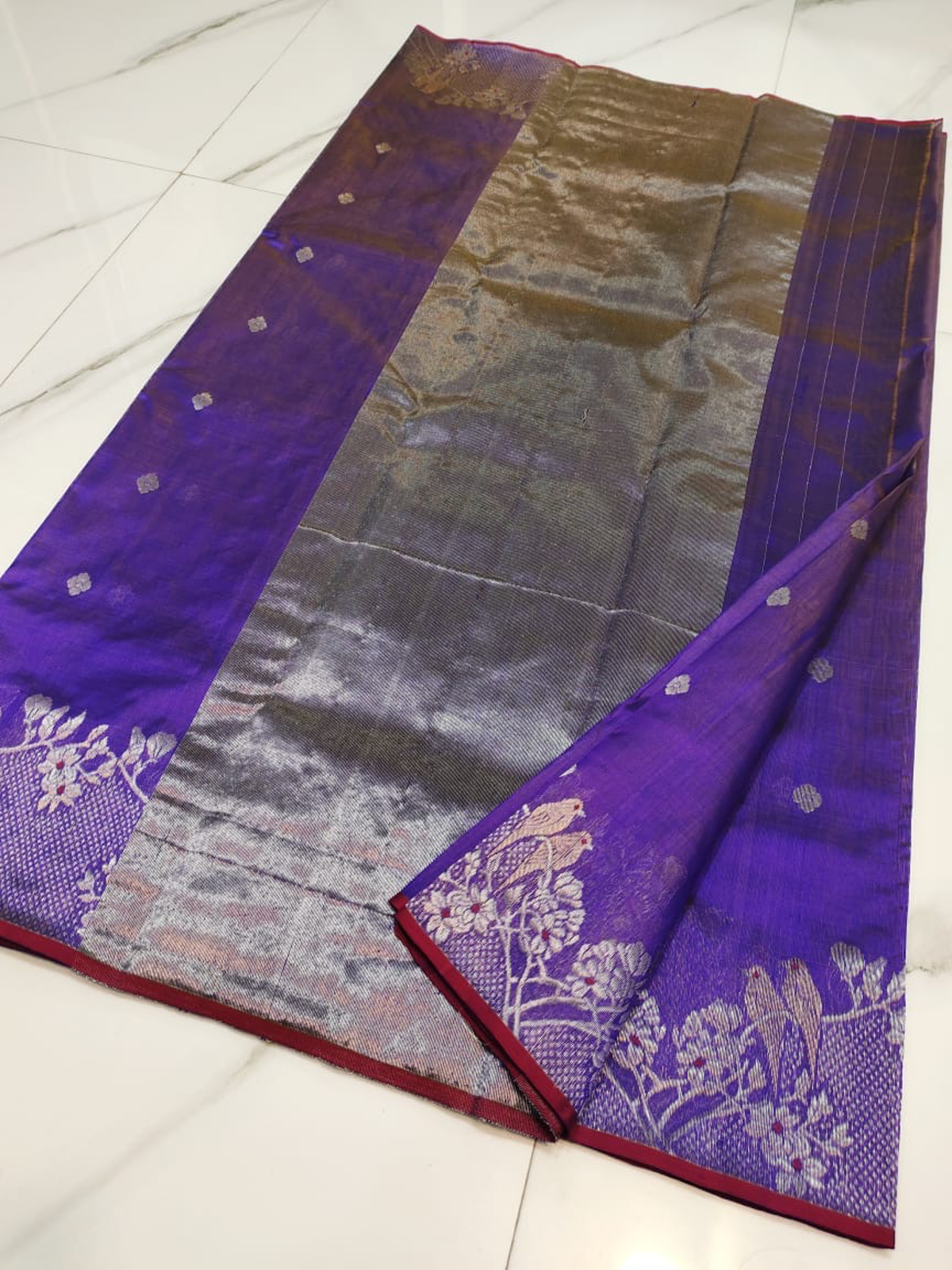 Handwoven Indigo Imperial Amethyst with Artisanal Silver Vana Mala Pattu Silk Saree - Authentic Chanderi Silk Saree Chanderi Saree - View 3