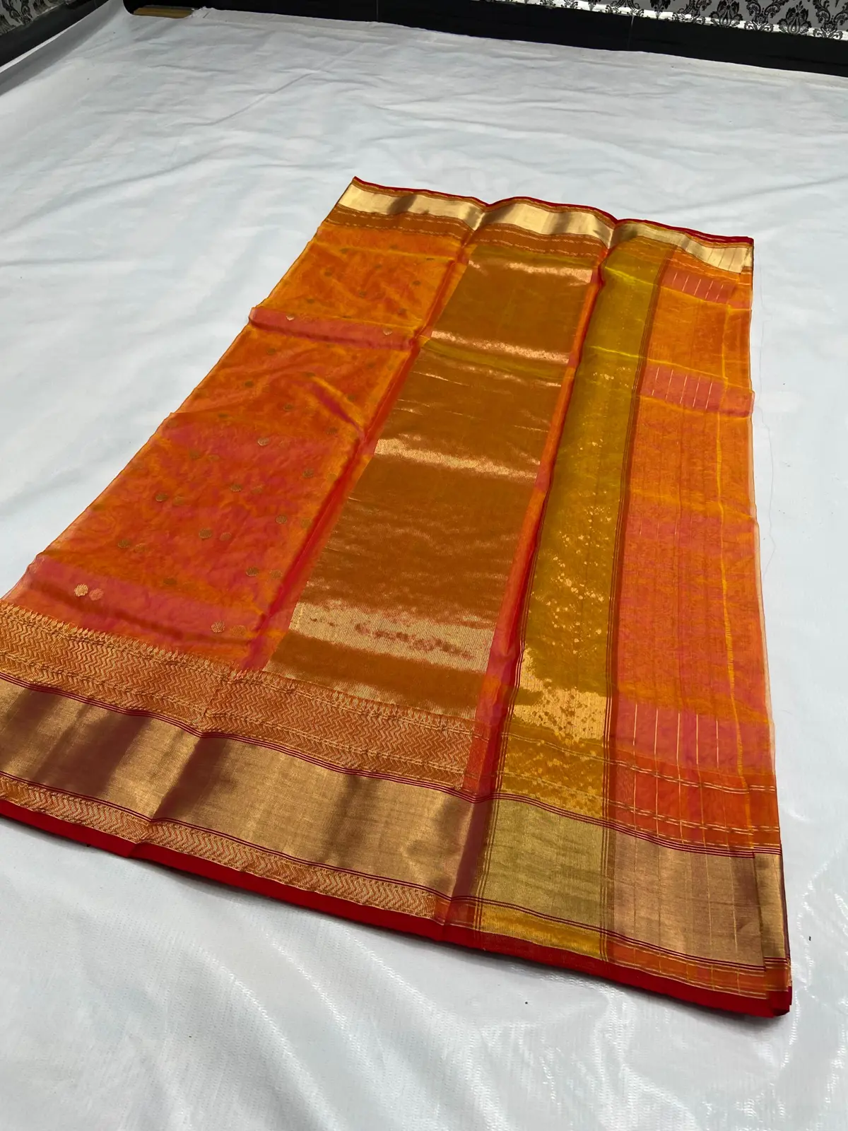 Handwoven Saffron Sunset & Fuchsia Bloom Ombre Saffron Sunset to Fuchsia Bloom with Gold Zari Bootis Kataan Silk - Authentic Chanderi Silk Saree Chanderi Saree - View 2