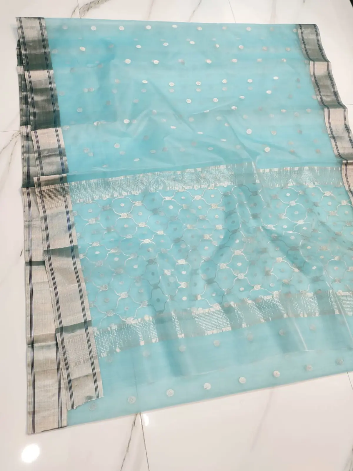 Handwoven Sky Blue & Silver Sky Blue with Silver Booti Kataan Silk - Authentic Chanderi Silk Saree Chanderi Saree
