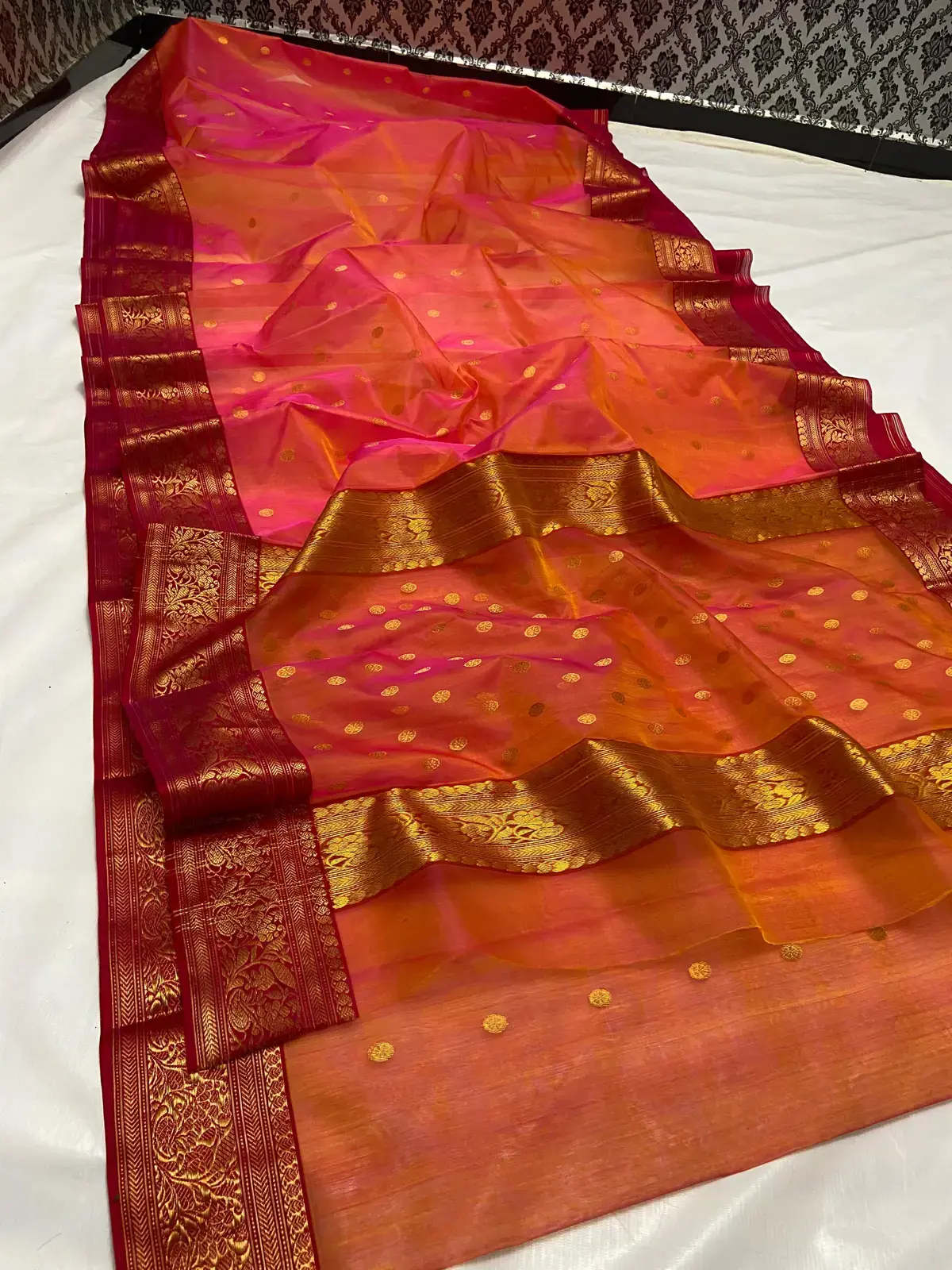 Sunset Coral with Golden Buti Chanderi Saree - Handloom Chanderi Saree