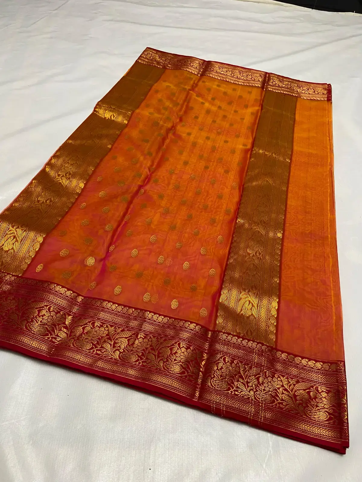 Handwoven Sunset Coral & Golden Sunset Coral with Golden Buti Chanderi Saree - Authentic Chanderi Silk Saree Chanderi Saree - View 3