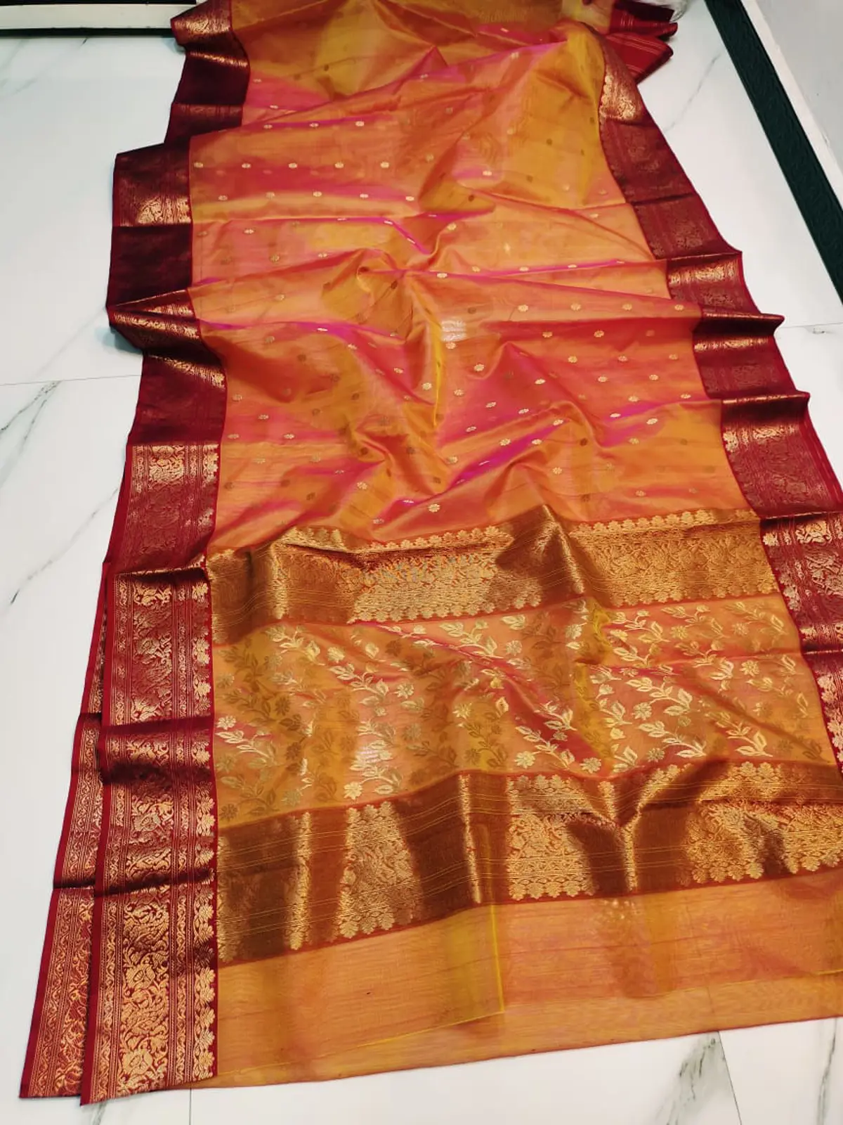 Handwoven Sunset Peach & Ruby Red Sunset Peach and Ruby Red with Opulent Gold Zari Kataan Silk - Authentic Chanderi Silk Saree Chanderi Saree - View 2
