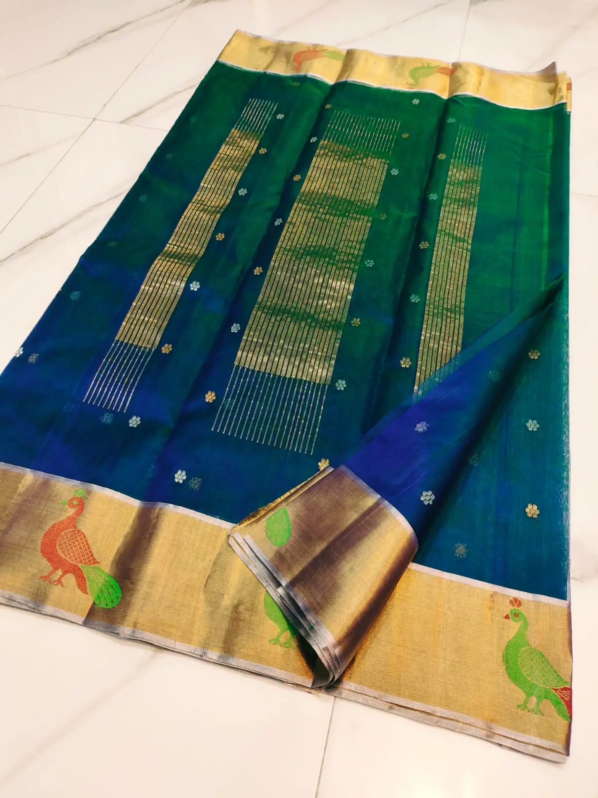 Handwoven Teal Sapphire & Antique Gold Teal Sapphire & Antique Gold Kataan Silk Saree - Authentic Chanderi Silk Saree Chanderi Saree - View 3