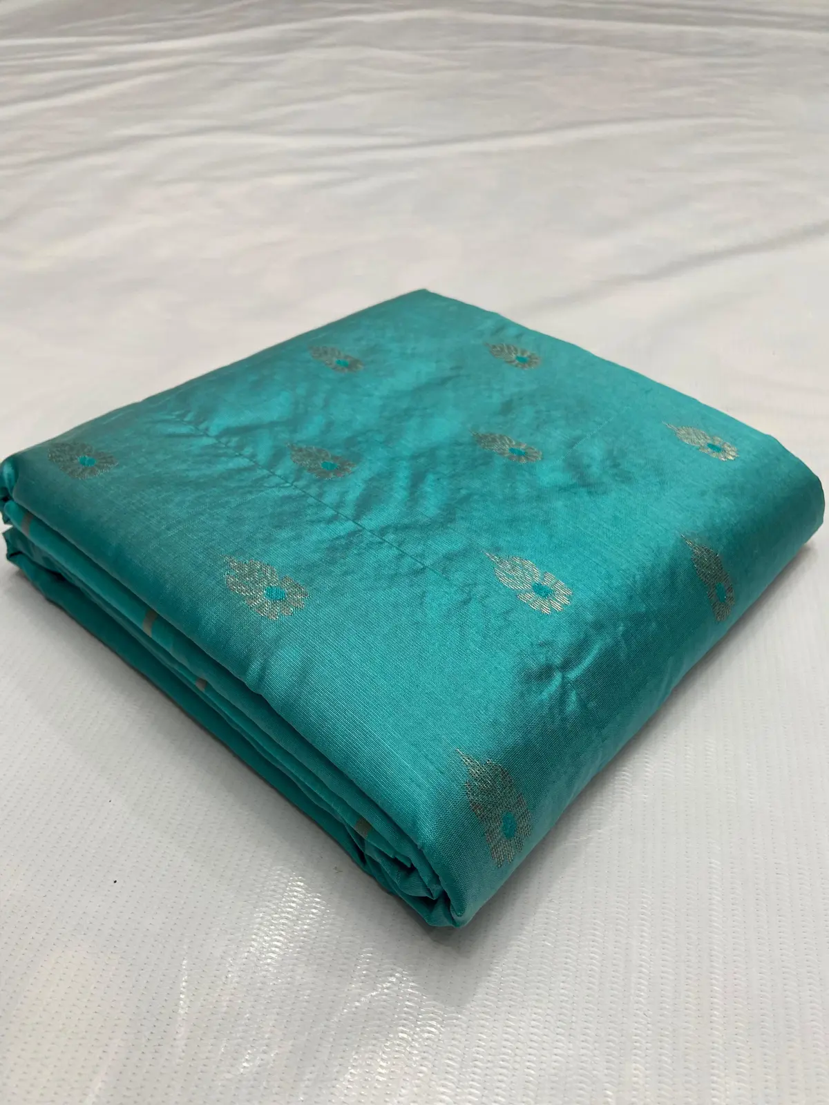 Handwoven Turquoise & Sterling Silver Turquoise Radiance with Sterling Zari Motifs Pattu Silk - Authentic Chanderi Silk Saree Chanderi Saree - View 2