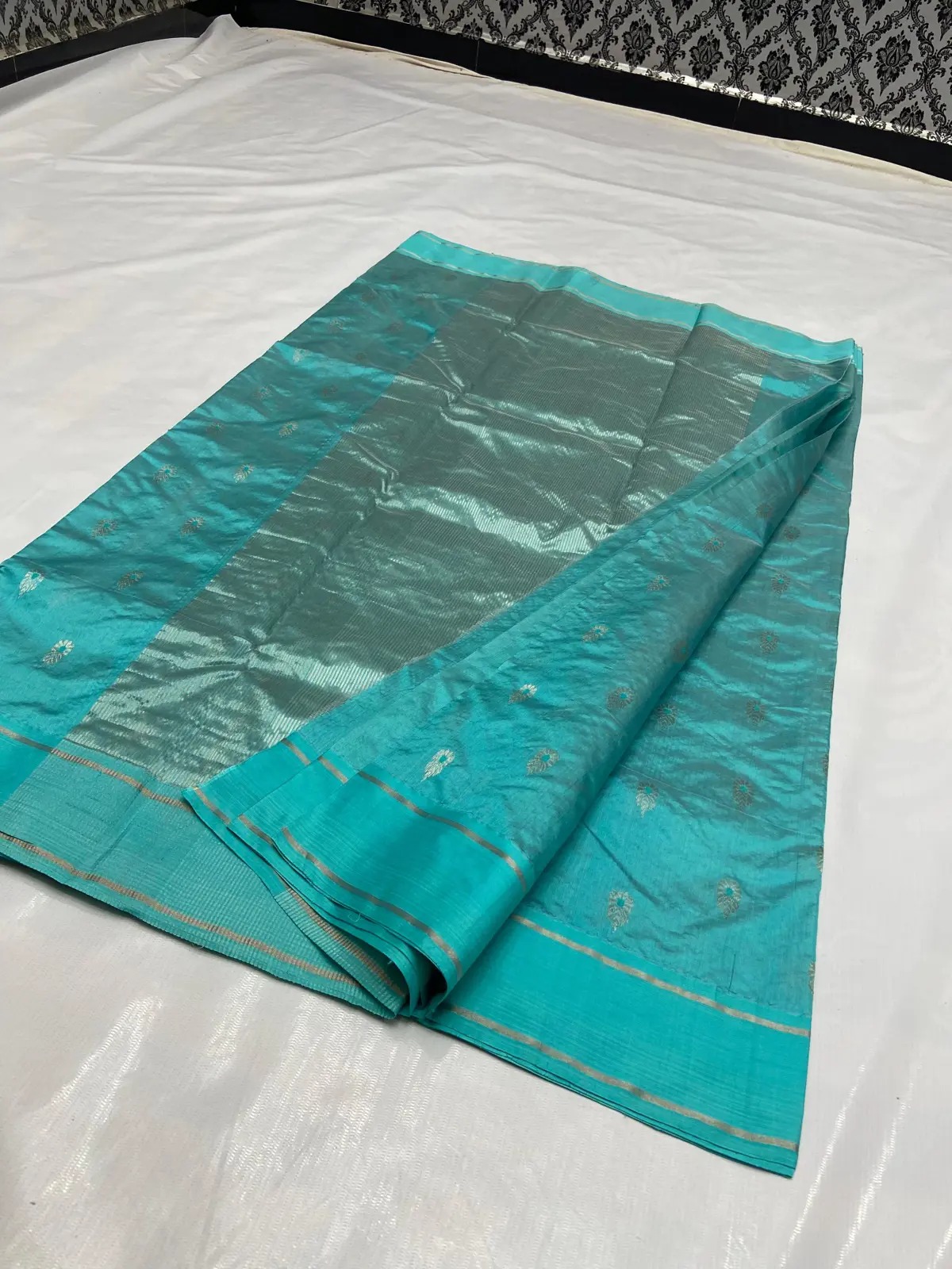 Handwoven Turquoise & Sterling Silver Turquoise Radiance with Sterling Zari Motifs Pattu Silk - Authentic Chanderi Silk Saree Chanderi Saree - View 4