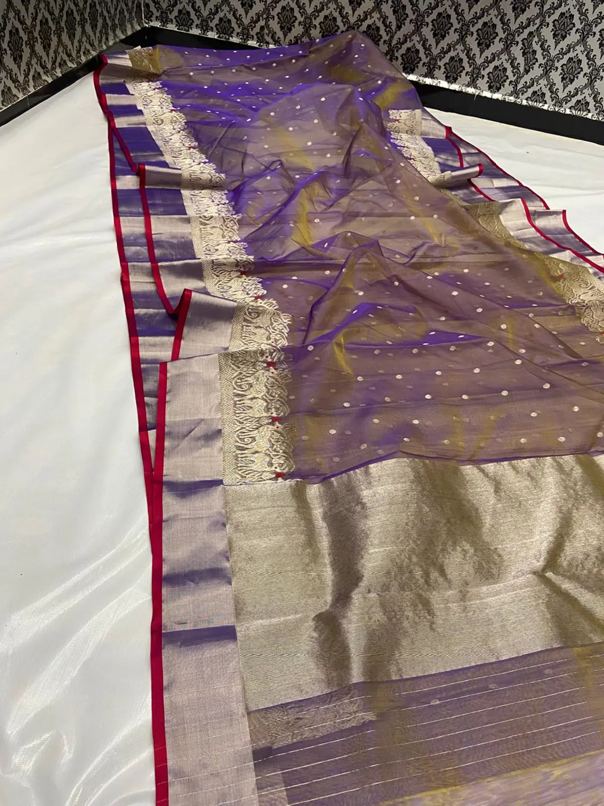 Handwoven Verdant Olive, Antique Gold, and Crimson Verdant Olive with Antique Gold Zari Border and Crimson Piping Kataan Silk - Authentic Chanderi Silk Saree Chanderi Saree - View 3