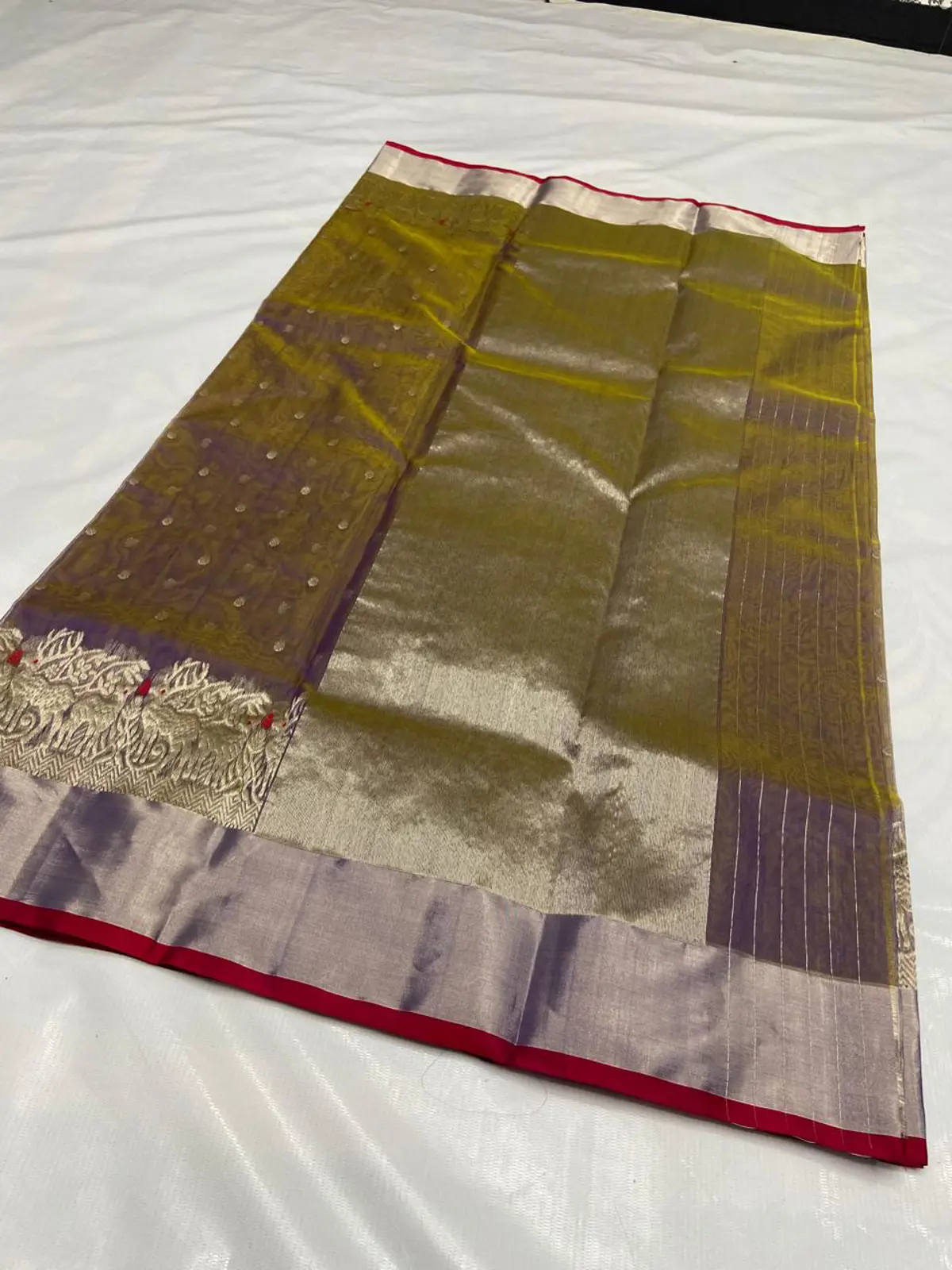 Handwoven Verdant Olive, Antique Gold, and Crimson Verdant Olive with Antique Gold Zari Border and Crimson Piping Kataan Silk - Authentic Chanderi Silk Saree Chanderi Saree - View 5
