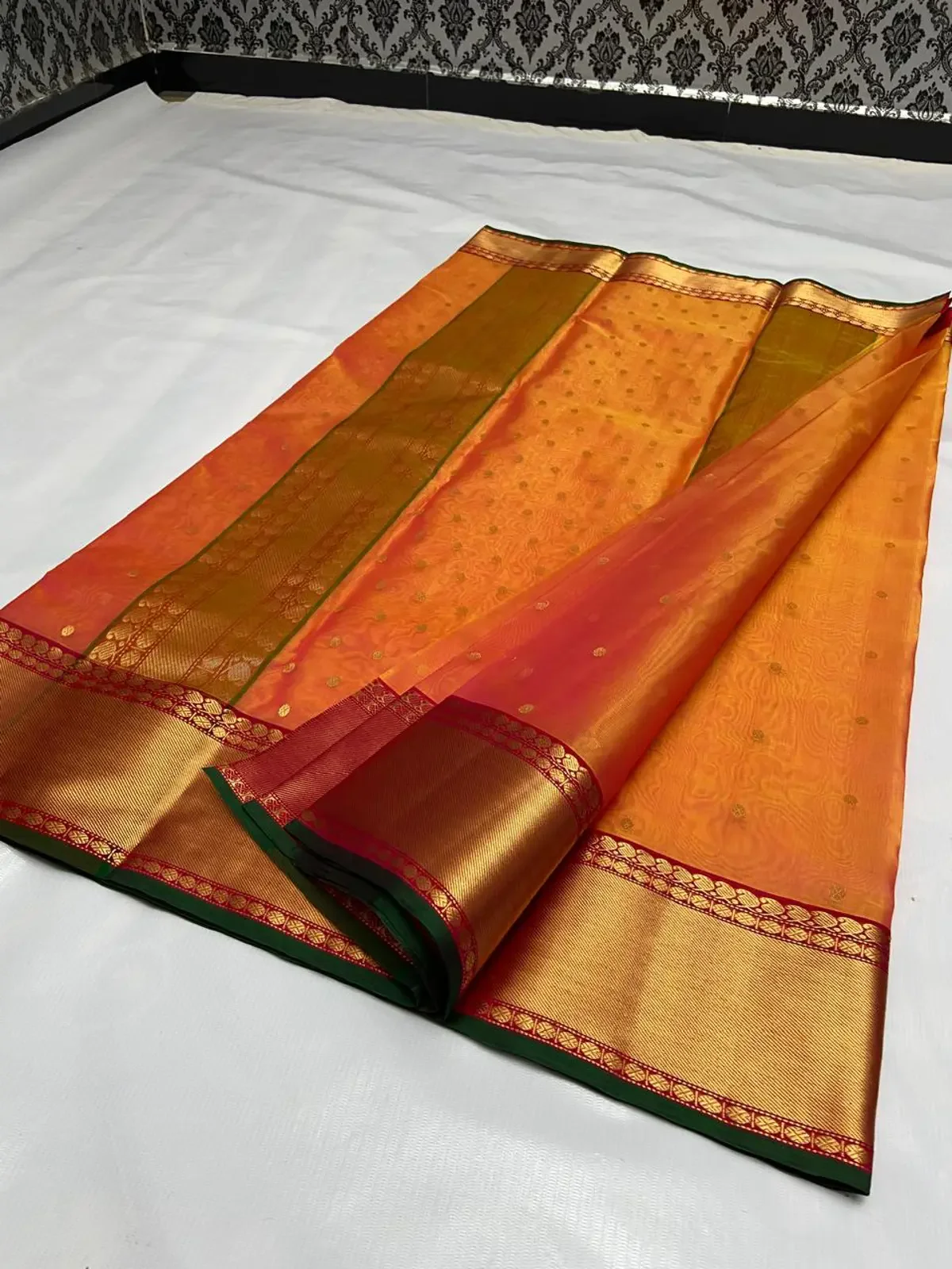 Handwoven Vermilion Sunset & Rani Pink Hues Vermilion Sunset and Rani Pink Hues Vermilion Sunset with Delicate Gold Zari Bootis Chanderi Saree - Authentic Chanderi Silk Saree Chanderi Saree - View 5